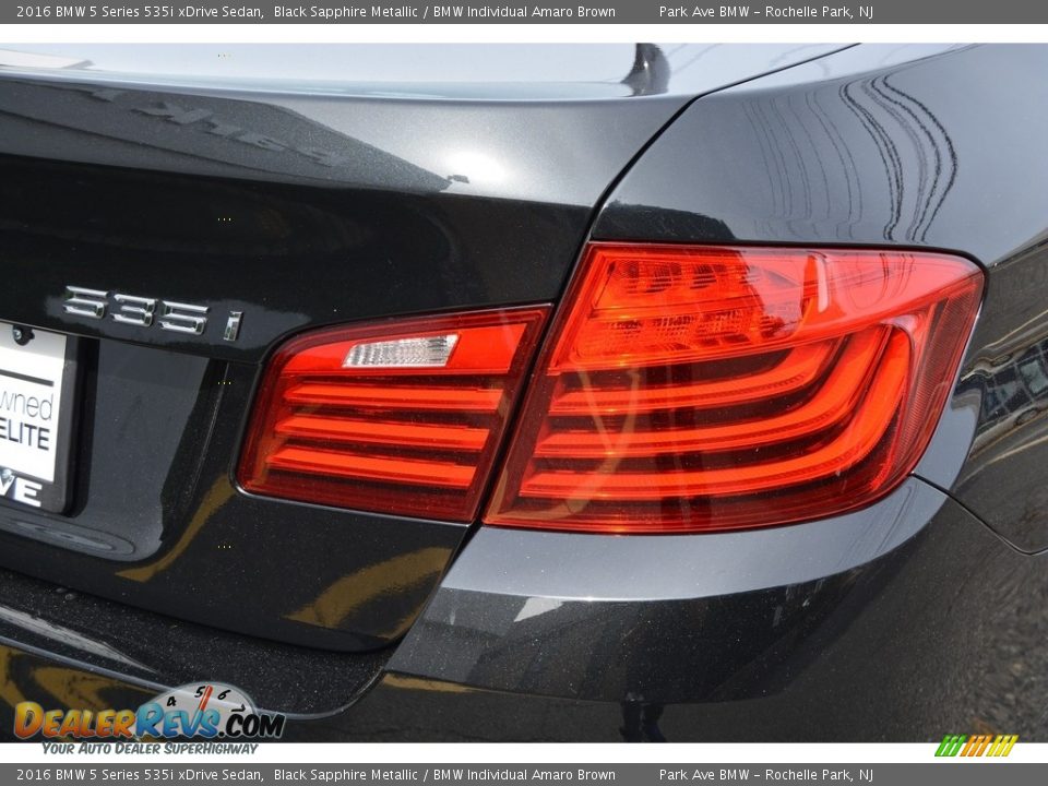 2016 BMW 5 Series 535i xDrive Sedan Black Sapphire Metallic / BMW Individual Amaro Brown Photo #22