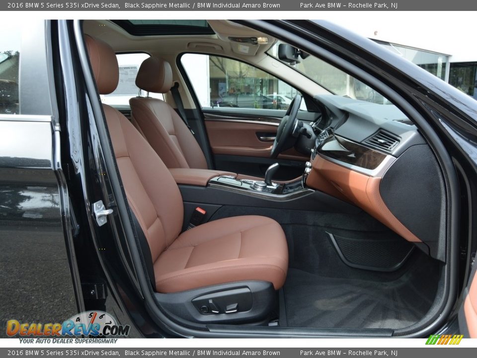 2016 BMW 5 Series 535i xDrive Sedan Black Sapphire Metallic / BMW Individual Amaro Brown Photo #27