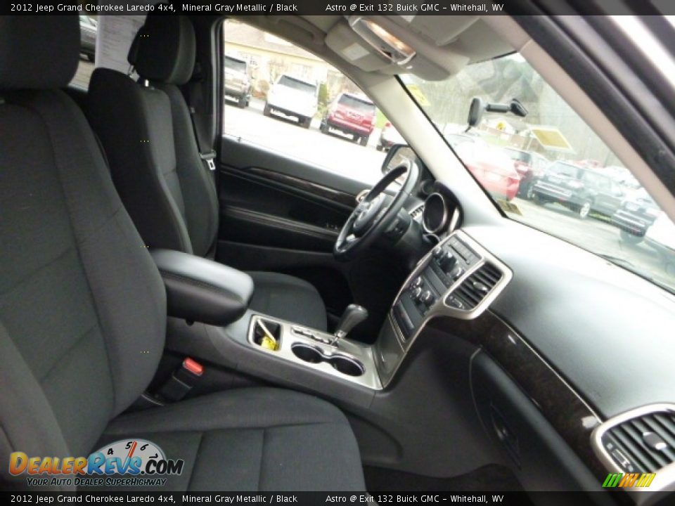 2012 Jeep Grand Cherokee Laredo 4x4 Mineral Gray Metallic / Black Photo #3
