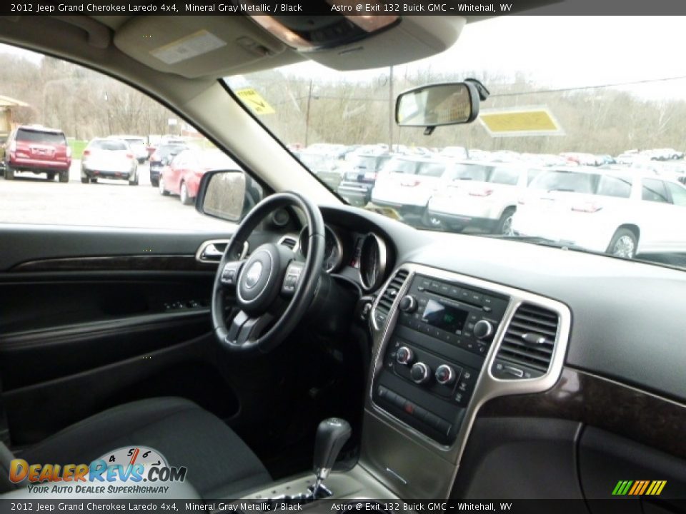 2012 Jeep Grand Cherokee Laredo 4x4 Mineral Gray Metallic / Black Photo #4