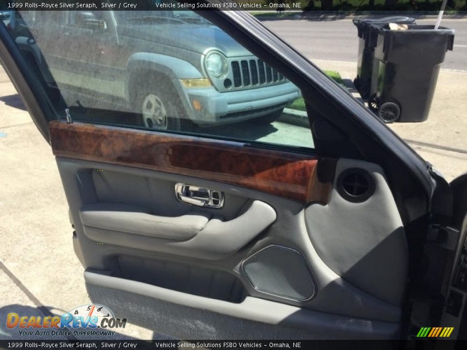 1999 Rolls-Royce Silver Seraph Silver / Grey Photo #9