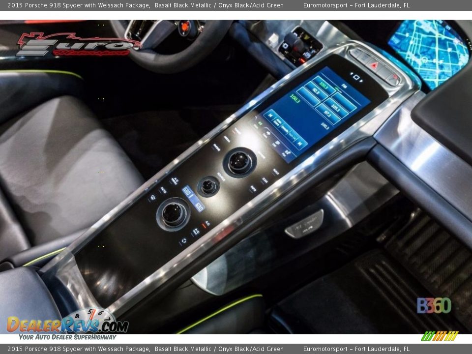 Controls of 2015 Porsche 918 Spyder with Weissach Package Photo #4