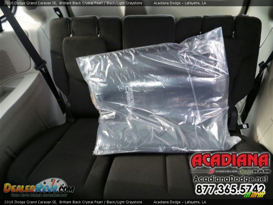 2016 Dodge Grand Caravan SE Brilliant Black Crystal Pearl / Black/Light Graystone Photo #13