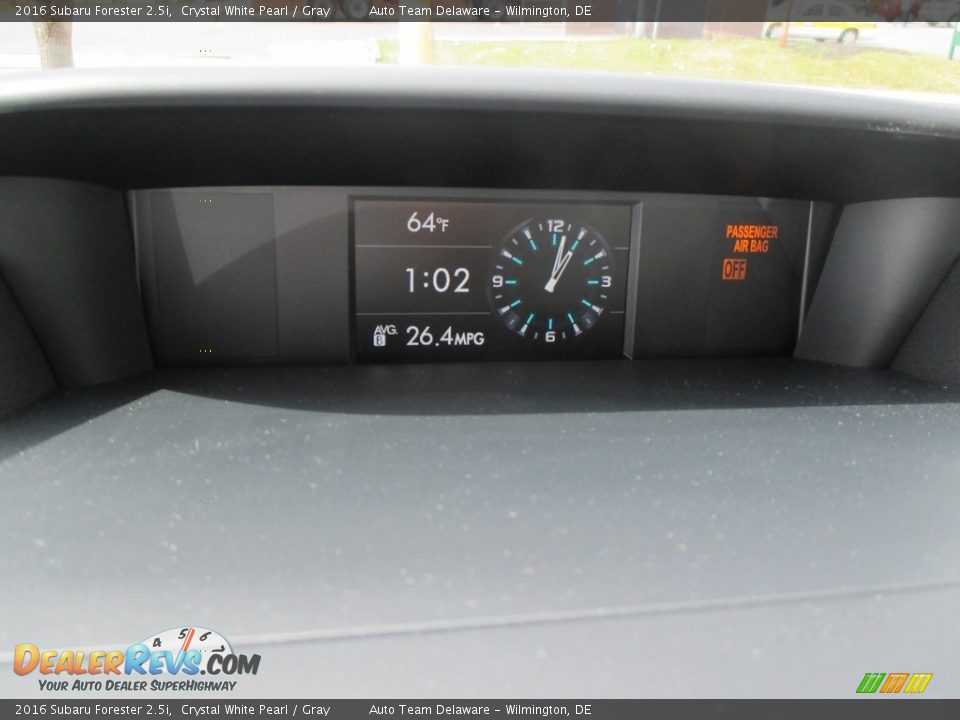 2016 Subaru Forester 2.5i Crystal White Pearl / Gray Photo #18