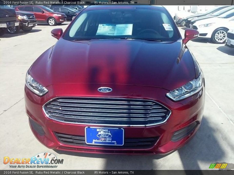 2016 Ford Fusion SE Ruby Red Metallic / Charcoal Black Photo #6