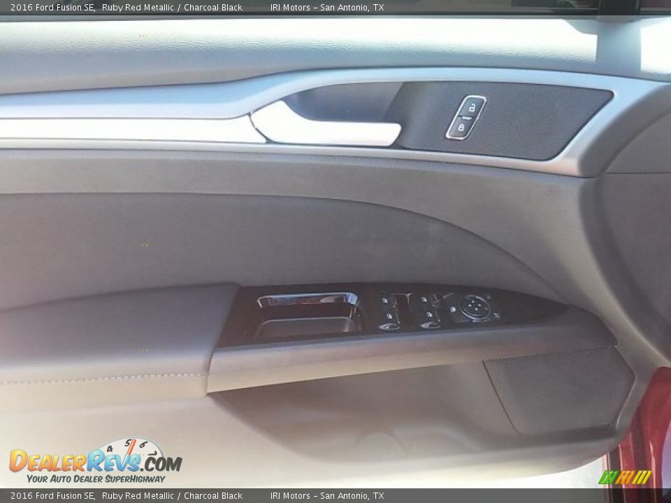 2016 Ford Fusion SE Ruby Red Metallic / Charcoal Black Photo #24