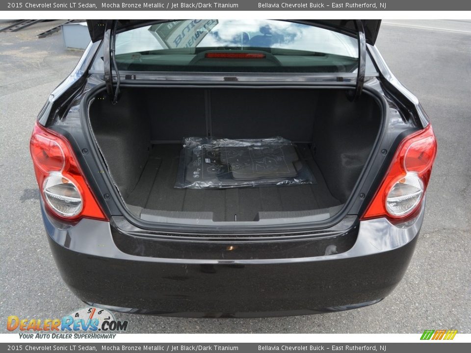 2015 Chevrolet Sonic LT Sedan Mocha Bronze Metallic / Jet Black/Dark Titanium Photo #19