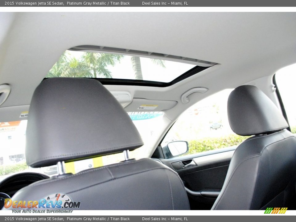 2015 Volkswagen Jetta SE Sedan Platinum Gray Metallic / Titan Black Photo #13