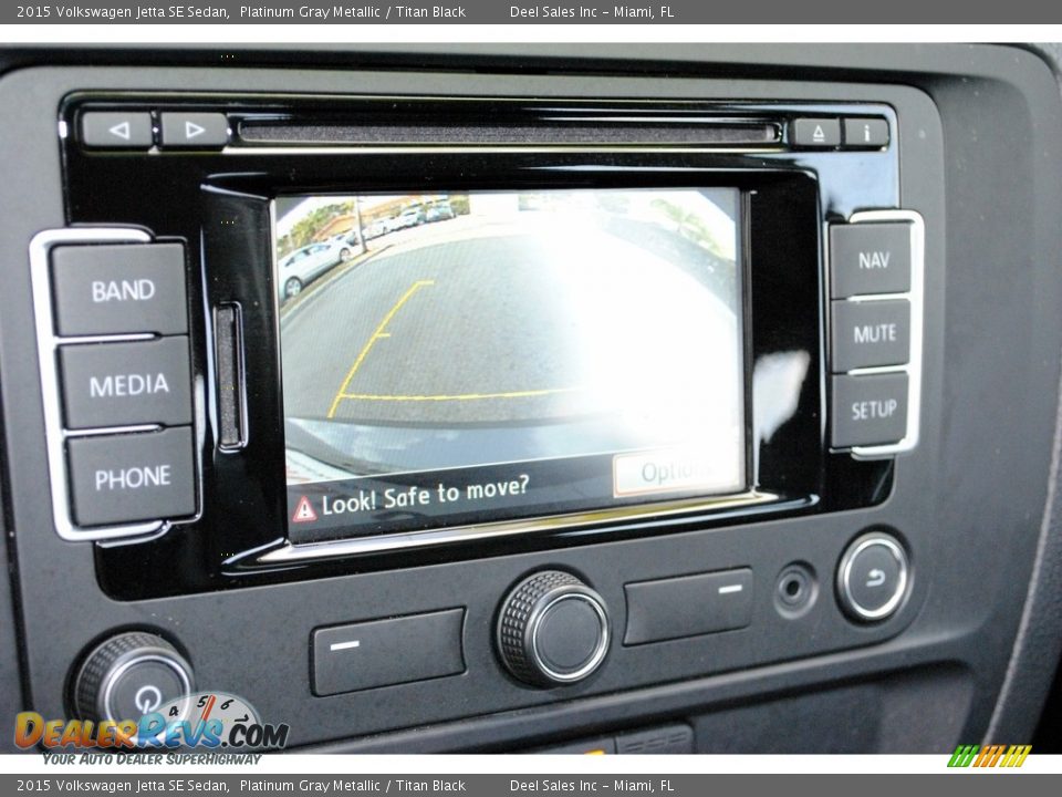 2015 Volkswagen Jetta SE Sedan Platinum Gray Metallic / Titan Black Photo #17