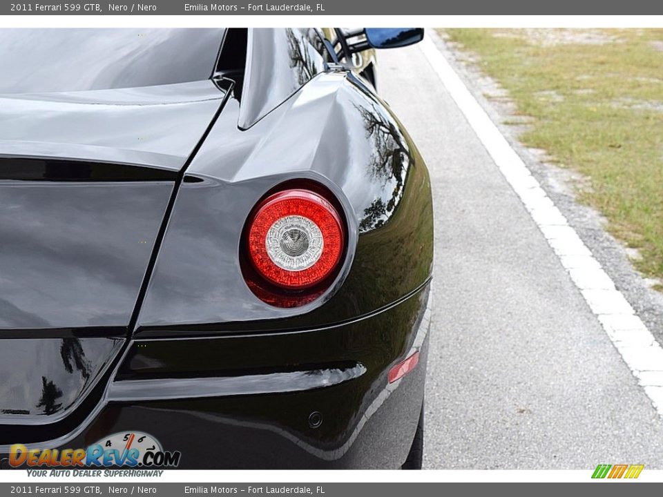 2011 Ferrari 599 GTB Nero / Nero Photo #12