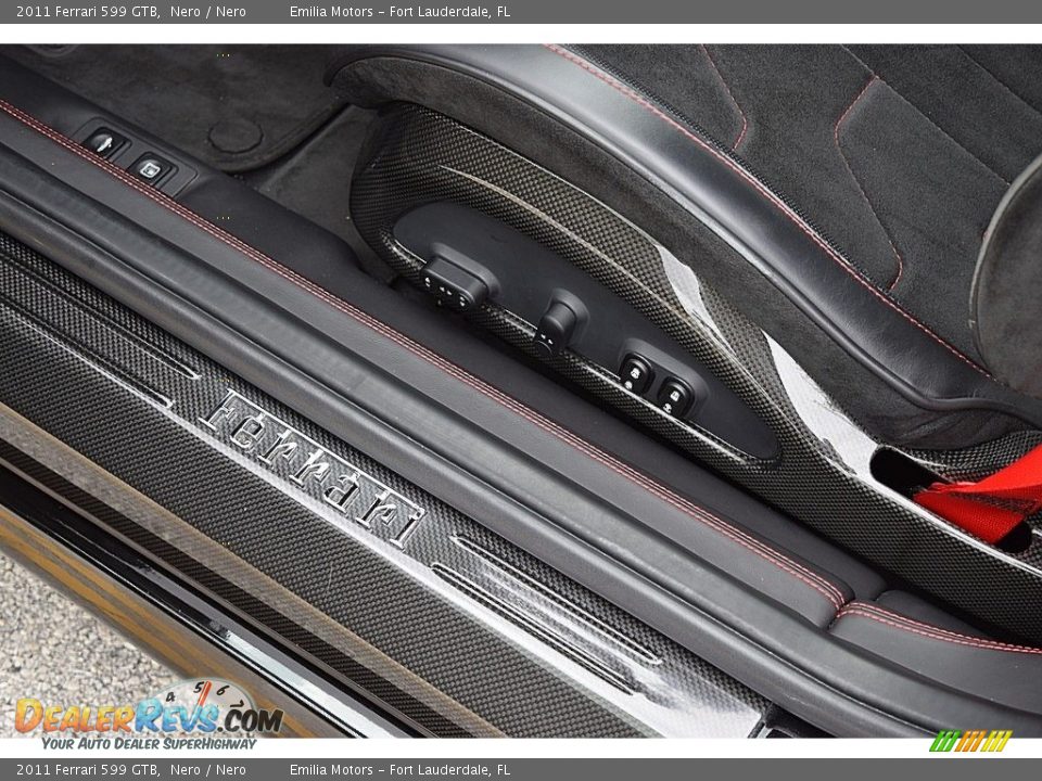 2011 Ferrari 599 GTB Nero / Nero Photo #31