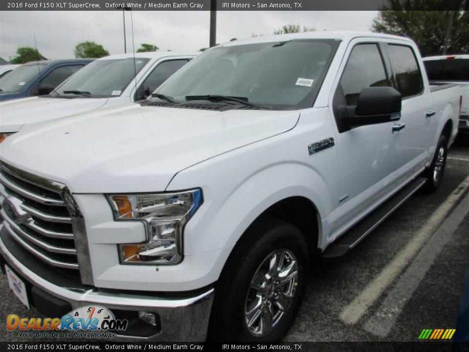 2016 Ford F150 XLT SuperCrew Oxford White / Medium Earth Gray Photo #2