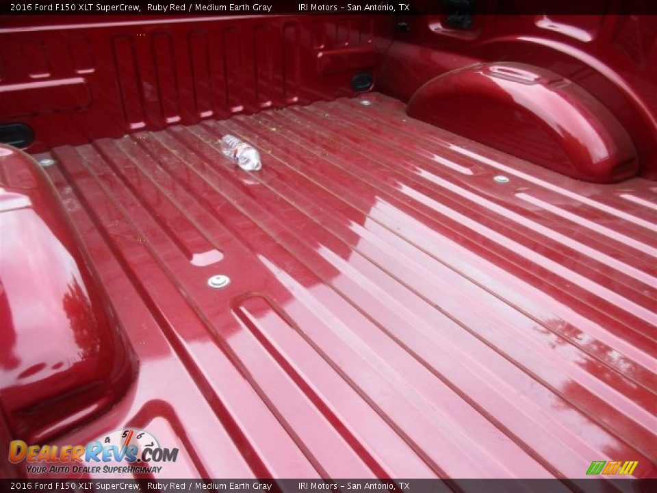 2016 Ford F150 XLT SuperCrew Ruby Red / Medium Earth Gray Photo #7