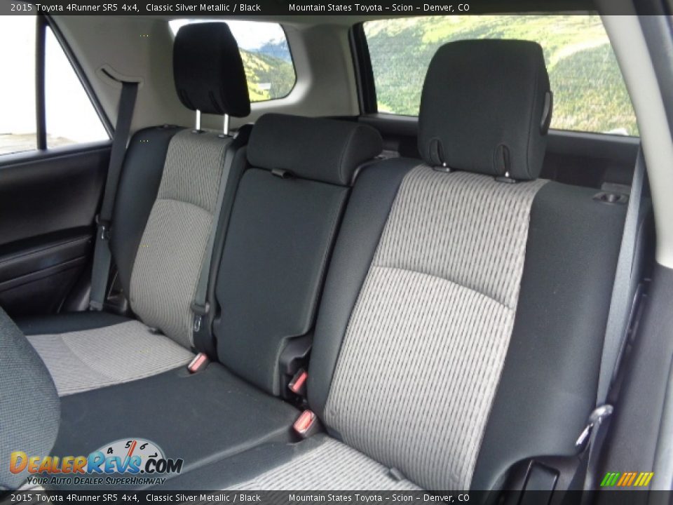 2015 Toyota 4Runner SR5 4x4 Classic Silver Metallic / Black Photo #9