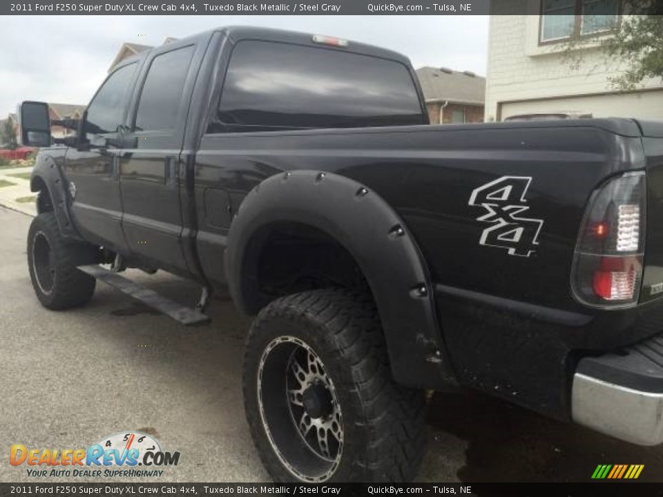 2011 Ford F250 Super Duty XL Crew Cab 4x4 Tuxedo Black Metallic / Steel Gray Photo #1