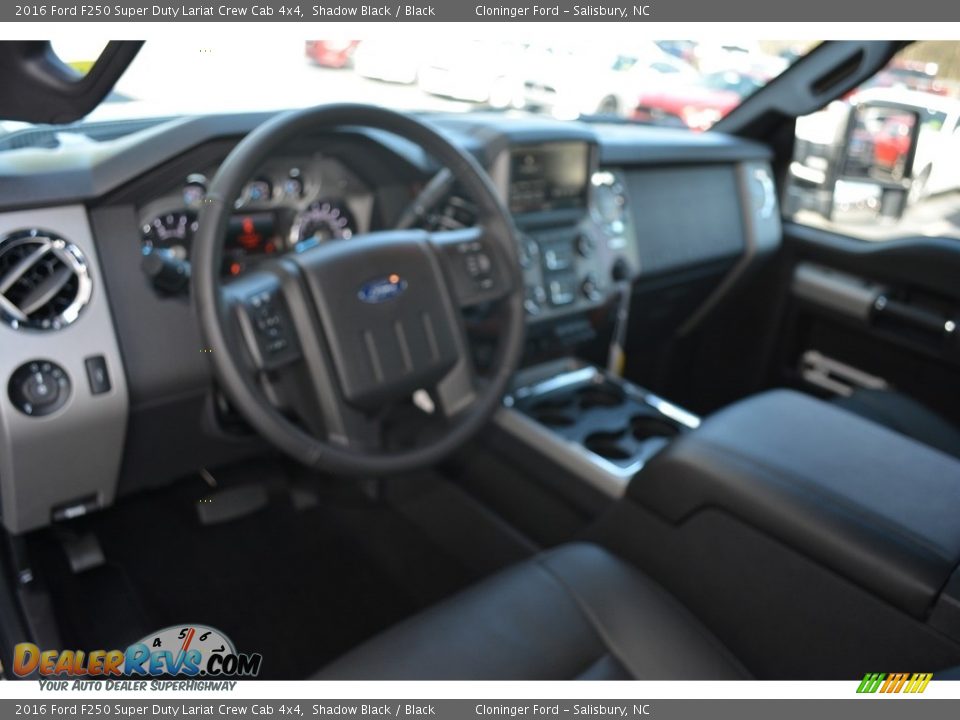 2016 Ford F250 Super Duty Lariat Crew Cab 4x4 Shadow Black / Black Photo #9