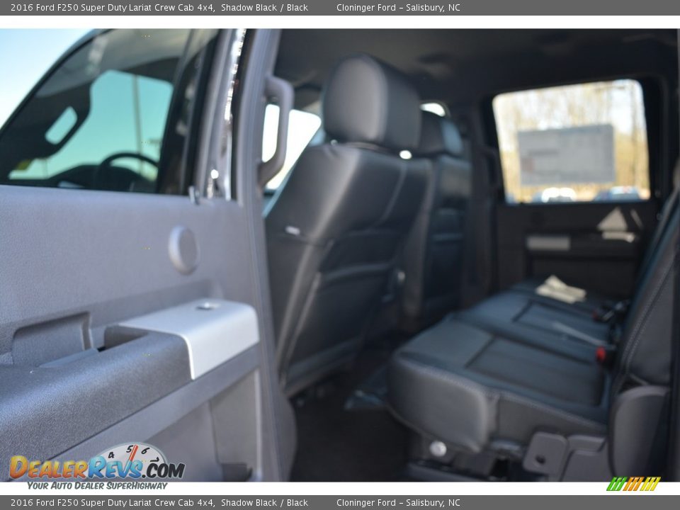 2016 Ford F250 Super Duty Lariat Crew Cab 4x4 Shadow Black / Black Photo #10