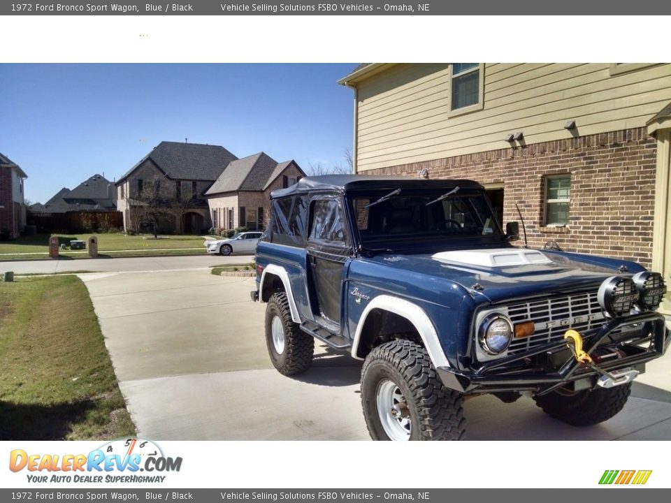 1972 Ford Bronco Sport Wagon Blue / Black Photo #2