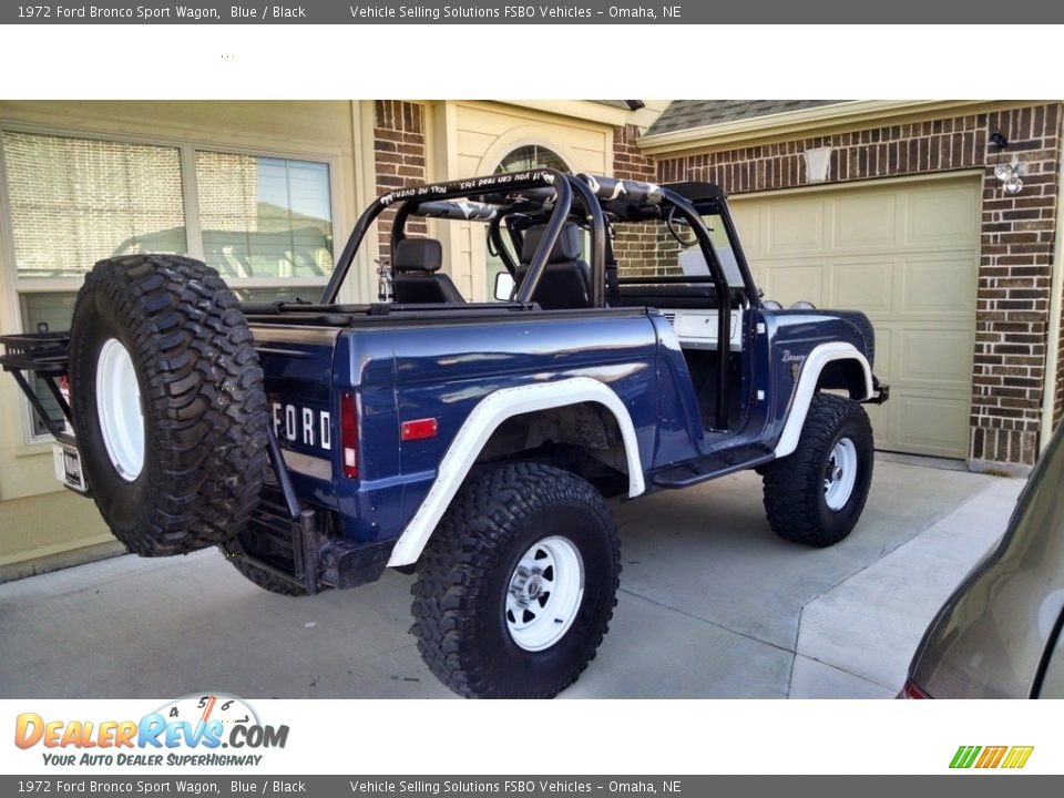 1972 Ford Bronco Sport Wagon Blue / Black Photo #4