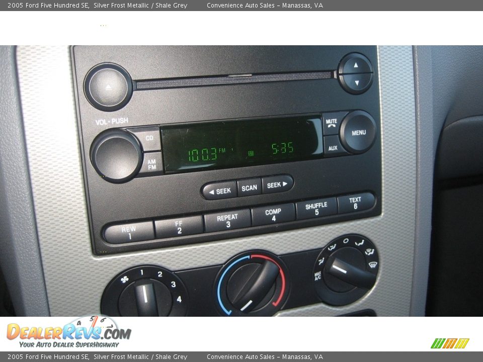 2005 Ford Five Hundred SE Silver Frost Metallic / Shale Grey Photo #17