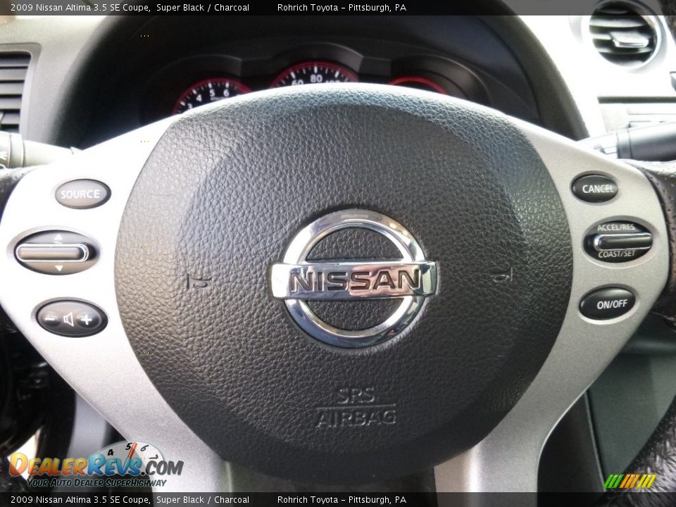 2009 Nissan Altima 3.5 SE Coupe Super Black / Charcoal Photo #20