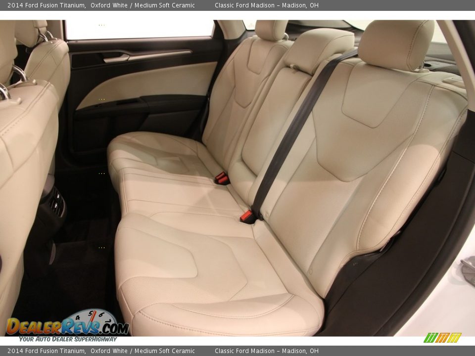 2014 Ford Fusion Titanium Oxford White / Medium Soft Ceramic Photo #16