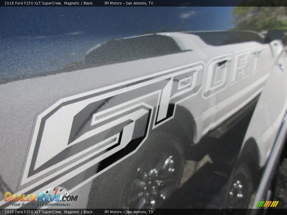 2016 Ford F150 XLT SuperCrew Magnetic / Black Photo #10