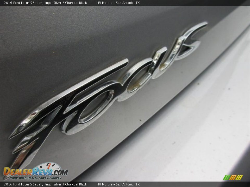 2016 Ford Focus S Sedan Ingot Silver / Charcoal Black Photo #5