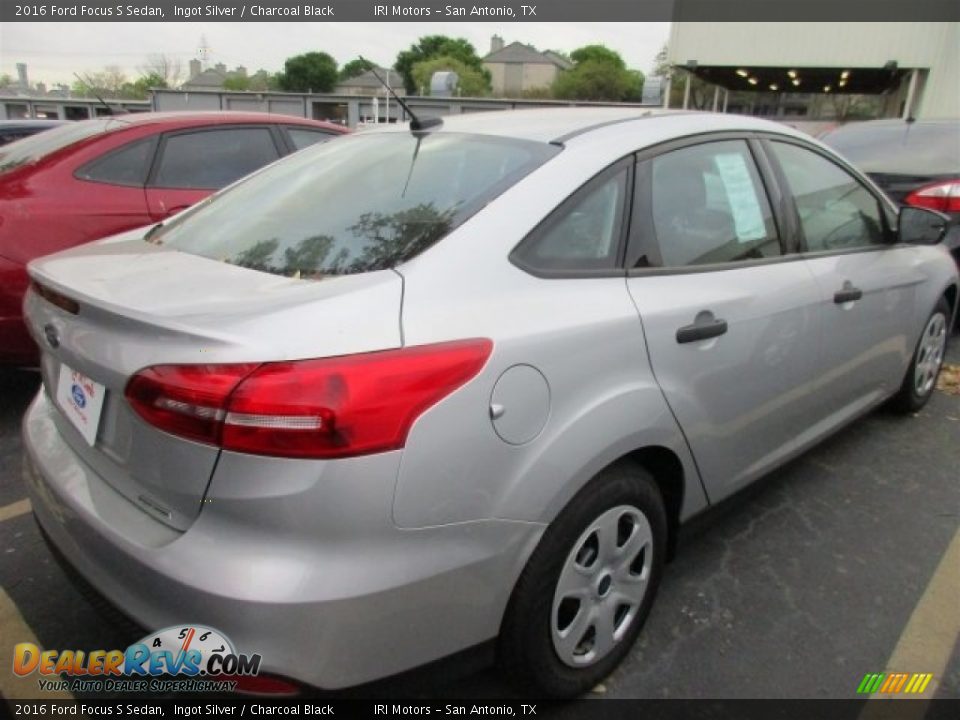 2016 Ford Focus S Sedan Ingot Silver / Charcoal Black Photo #7