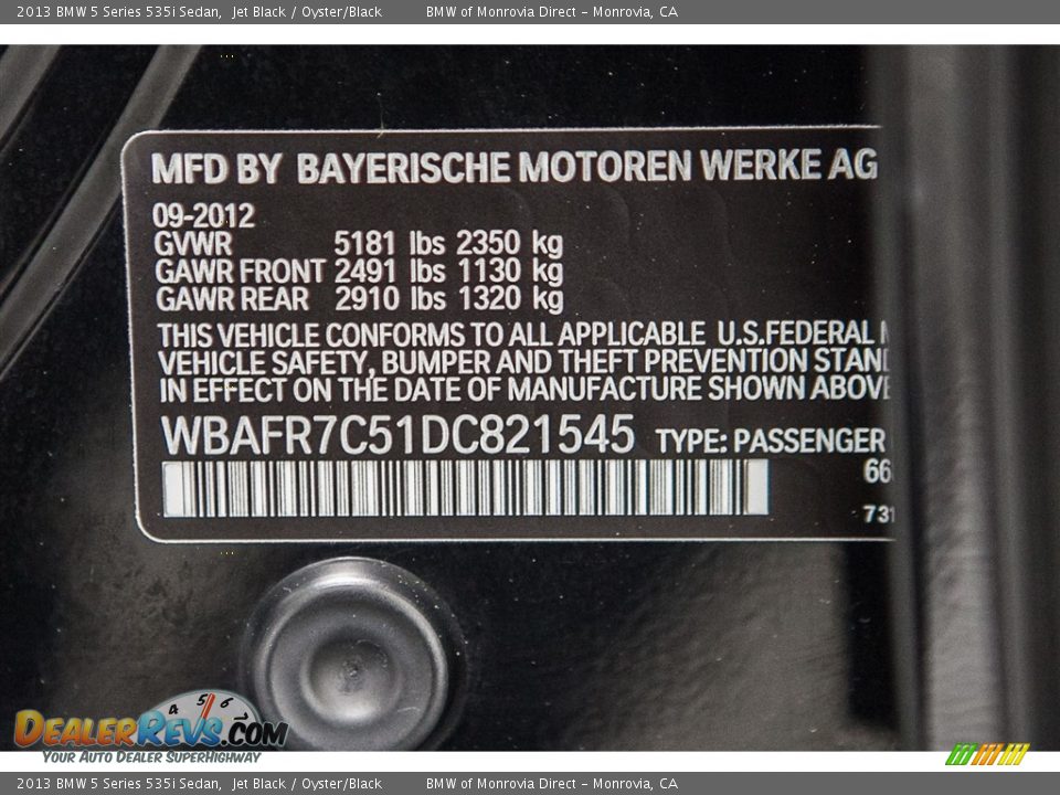 2013 BMW 5 Series 535i Sedan Jet Black / Oyster/Black Photo #21