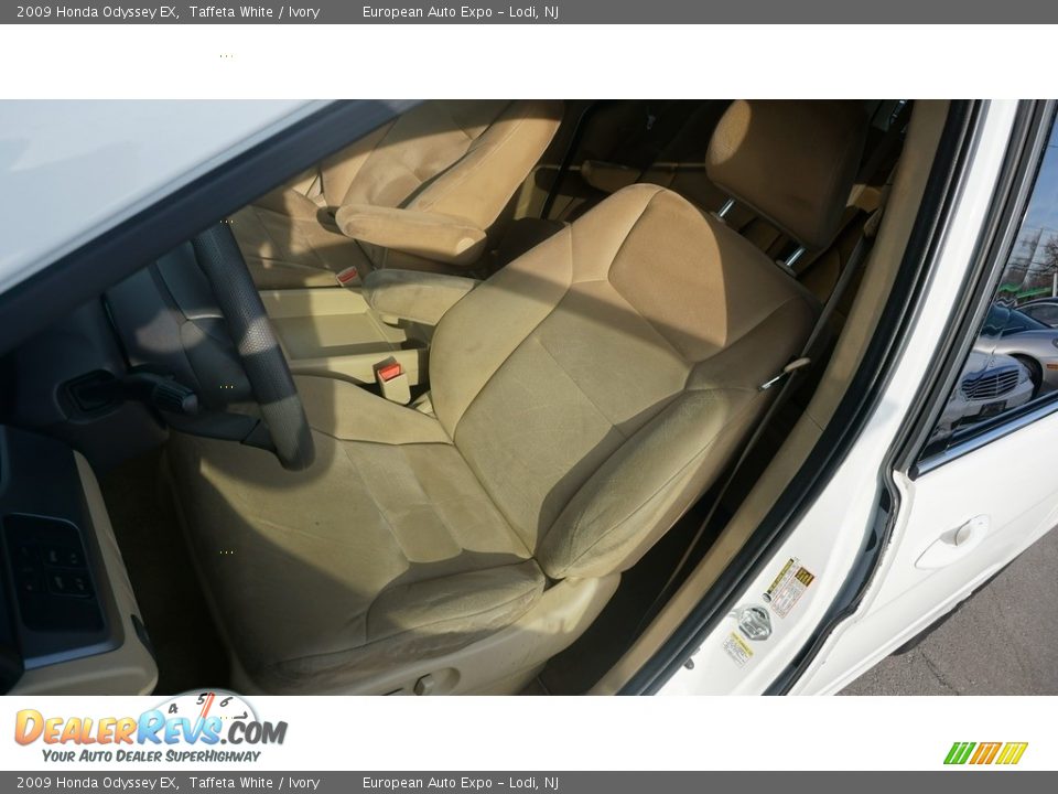 2009 Honda Odyssey EX Taffeta White / Ivory Photo #9