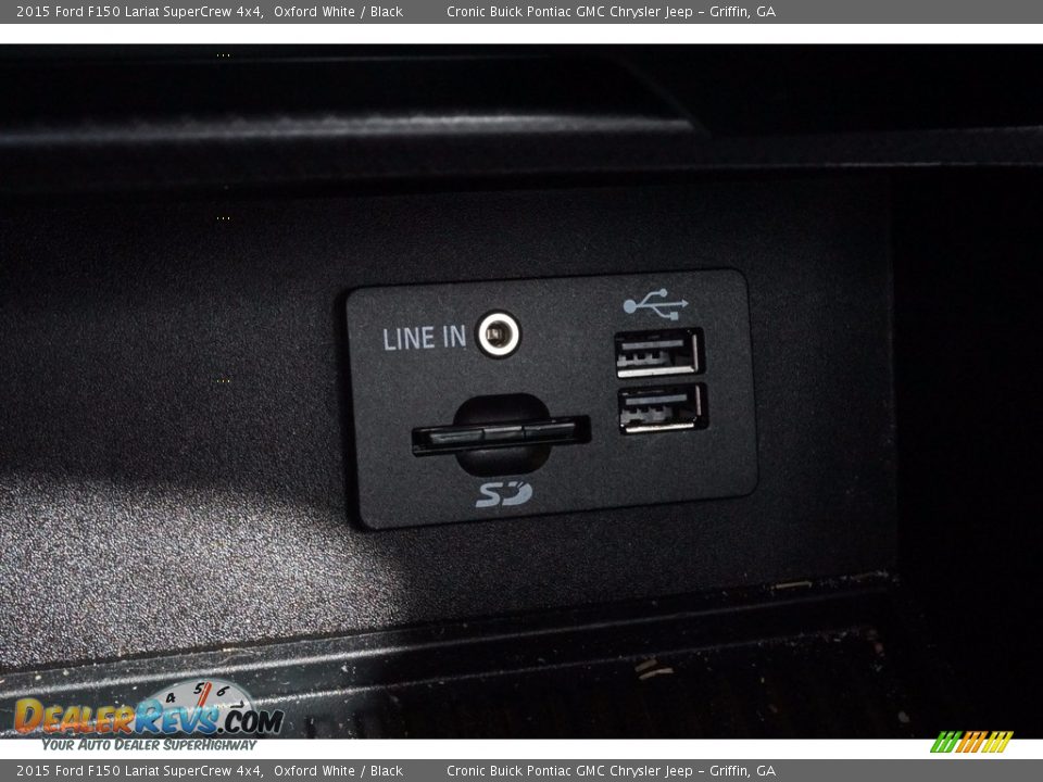 2015 Ford F150 Lariat SuperCrew 4x4 Oxford White / Black Photo #23