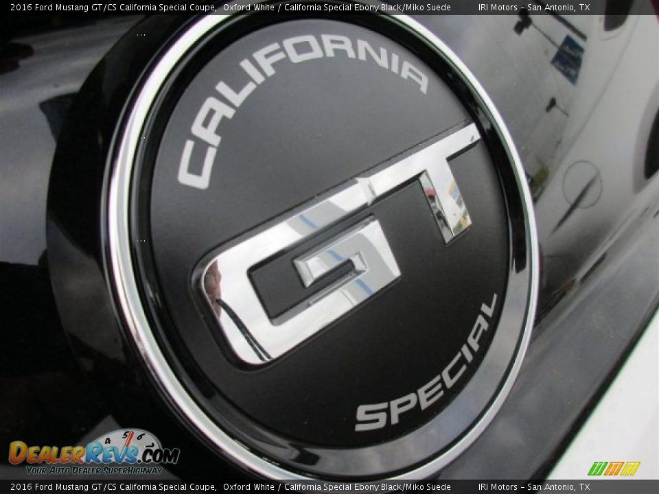 2016 Ford Mustang GT/CS California Special Coupe Oxford White / California Special Ebony Black/Miko Suede Photo #6