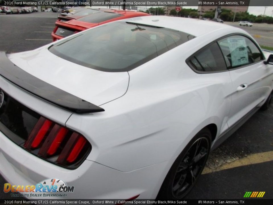 2016 Ford Mustang GT/CS California Special Coupe Oxford White / California Special Ebony Black/Miko Suede Photo #7