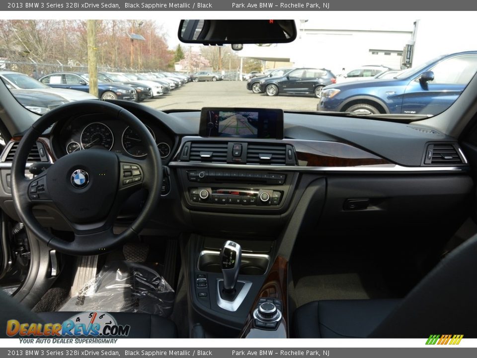2013 BMW 3 Series 328i xDrive Sedan Black Sapphire Metallic / Black Photo #16