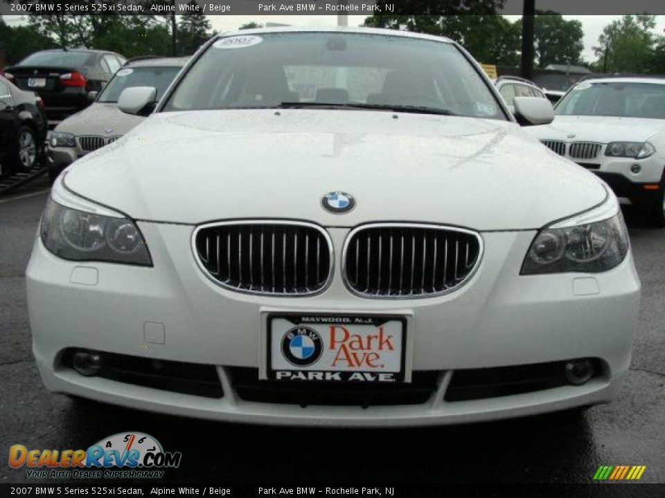 2007 BMW 5 Series 525xi Sedan Alpine White / Beige Photo #3