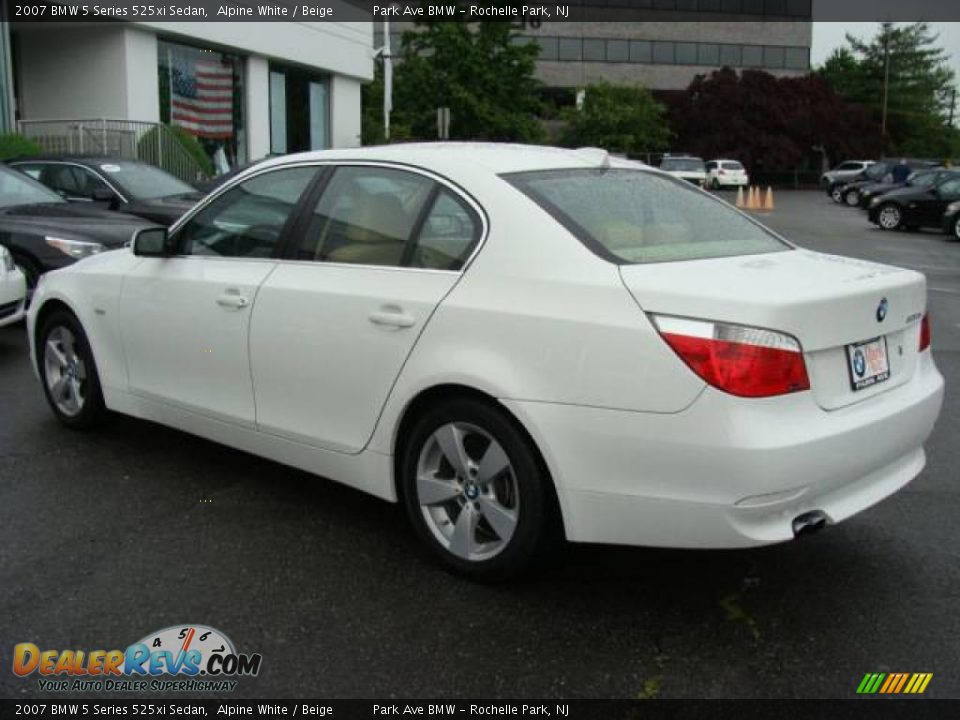 2007 BMW 5 Series 525xi Sedan Alpine White / Beige Photo #6