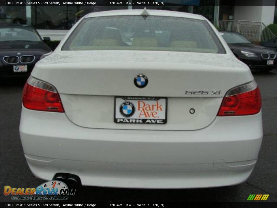 2007 BMW 5 Series 525xi Sedan Alpine White / Beige Photo #7