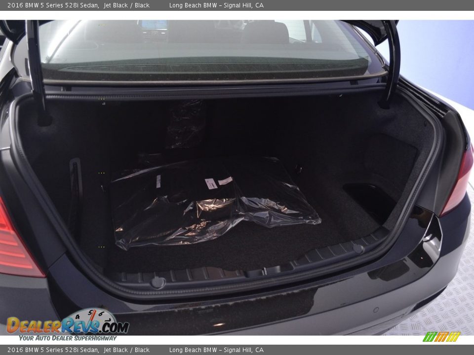 2016 BMW 5 Series 528i Sedan Jet Black / Black Photo #10