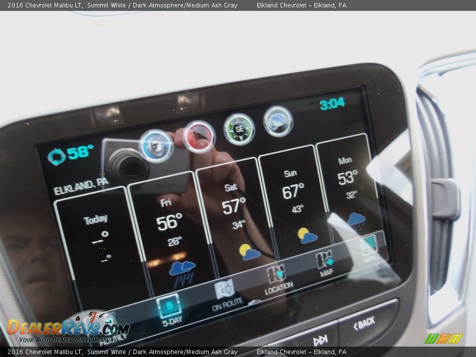 2016 Chevrolet Malibu LT Summit White / Dark Atmosphere/Medium Ash Gray Photo #28