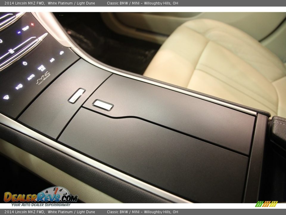 2014 Lincoln MKZ FWD White Platinum / Light Dune Photo #12