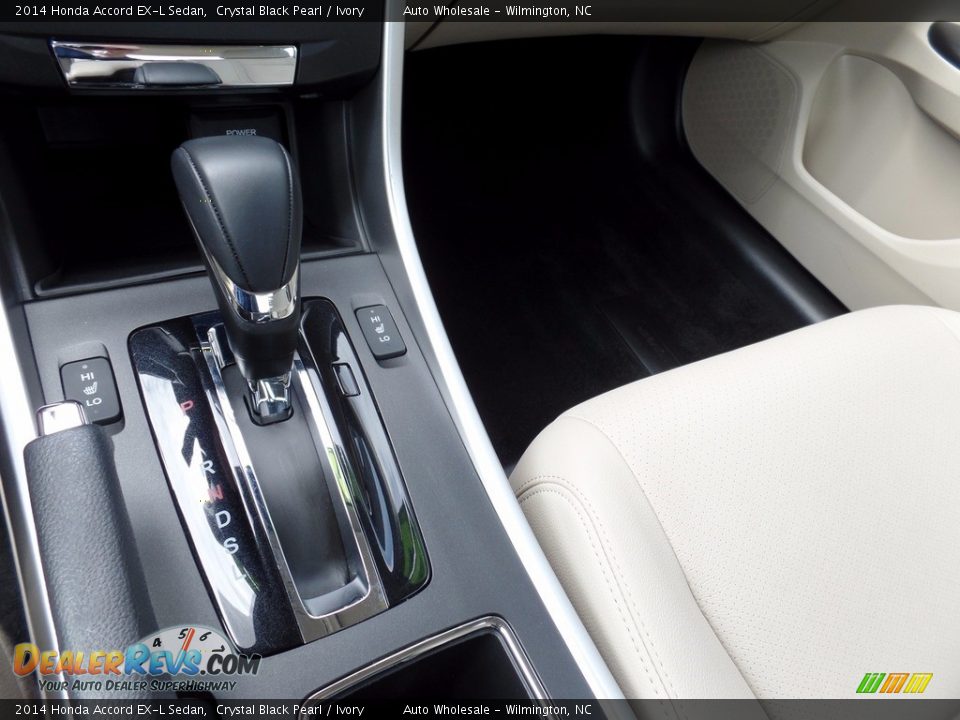2014 Honda Accord EX-L Sedan Crystal Black Pearl / Ivory Photo #19