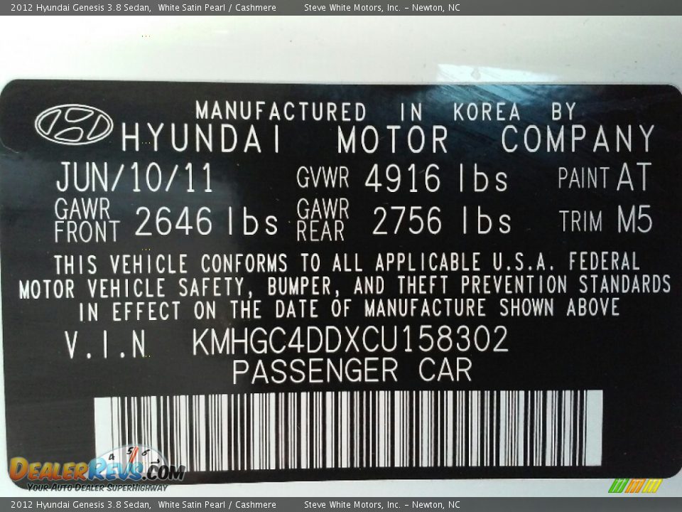 2012 Hyundai Genesis 3.8 Sedan White Satin Pearl / Cashmere Photo #25