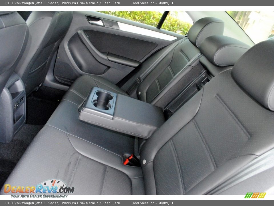 2013 Volkswagen Jetta SE Sedan Platinum Gray Metallic / Titan Black Photo #12
