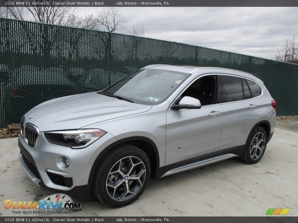 2016 BMW X1 xDrive28i Glacier Silver Metallic / Black Photo #8