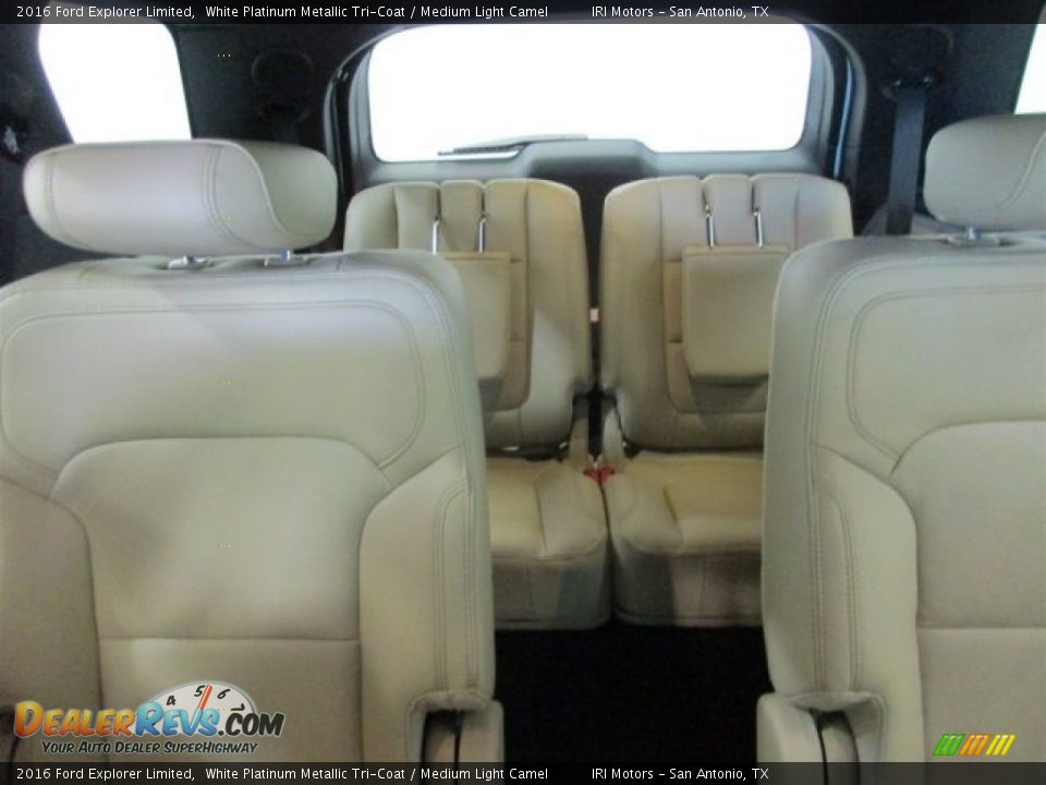 2016 Ford Explorer Limited White Platinum Metallic Tri-Coat / Medium Light Camel Photo #18