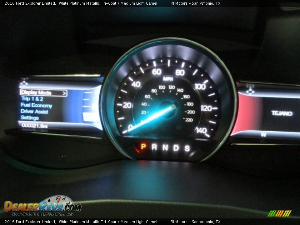 2016 Ford Explorer Limited White Platinum Metallic Tri-Coat / Medium Light Camel Photo #21