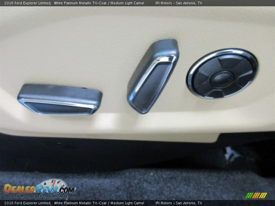 2016 Ford Explorer Limited White Platinum Metallic Tri-Coat / Medium Light Camel Photo #29