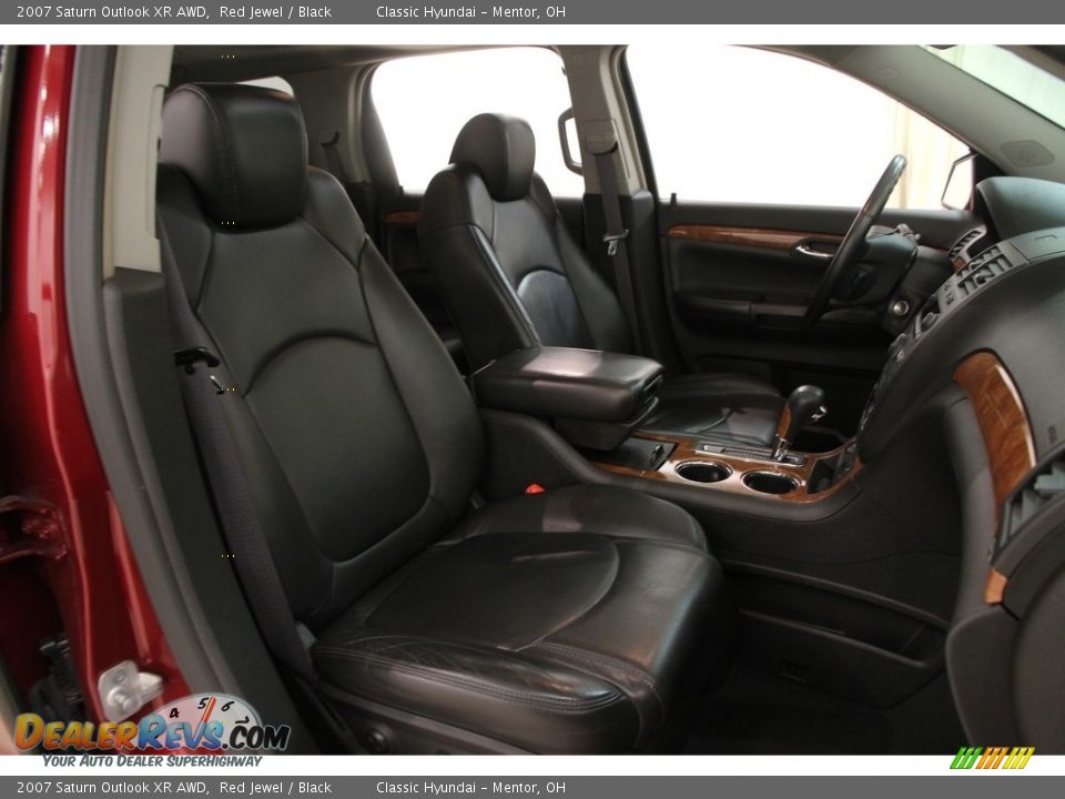 2007 Saturn Outlook XR AWD Red Jewel / Black Photo #11