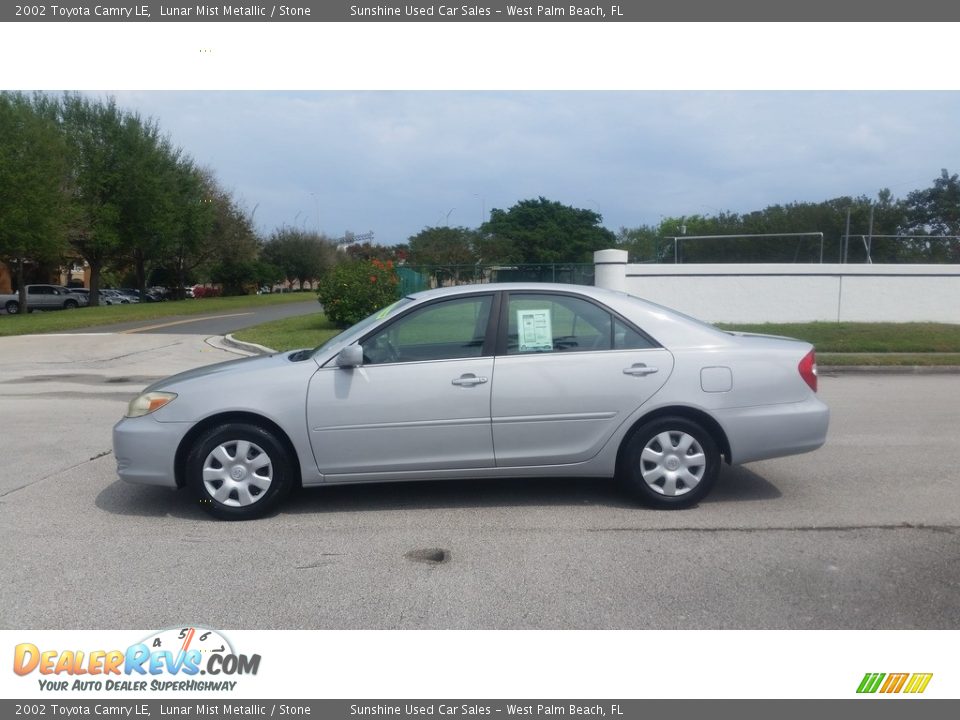 2002 Toyota Camry LE Lunar Mist Metallic / Stone Photo #2